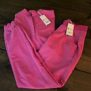 Figs Electric Orchid Scrub Set